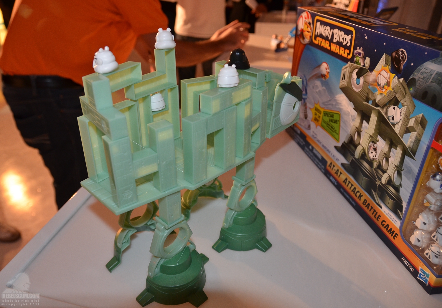 Star_Wars_Angry_Birds_Hasbro_NYCC-37.jpg