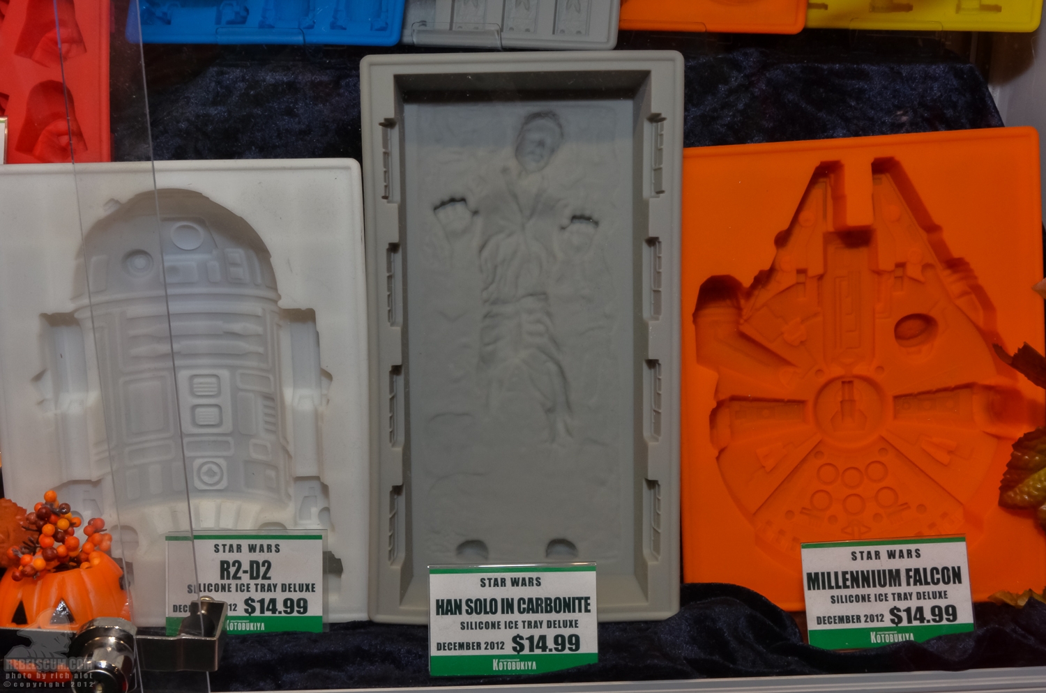 Kotobukiya_Star_Wars_NYCC-15.jpg