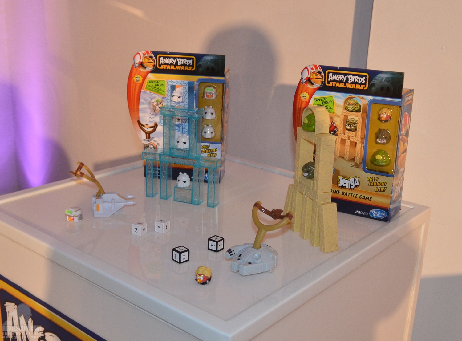 Star_Wars_Angry_Birds_Hasbro_NYCC-16.jpg