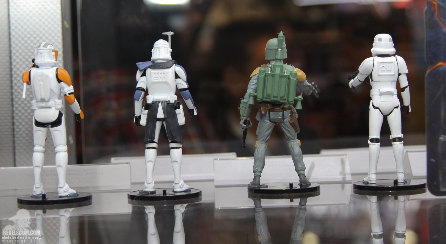 SDCC_2013_Hasbro_Black_Series_Saga_Legends_Mission_Series_Friday-035.jpg