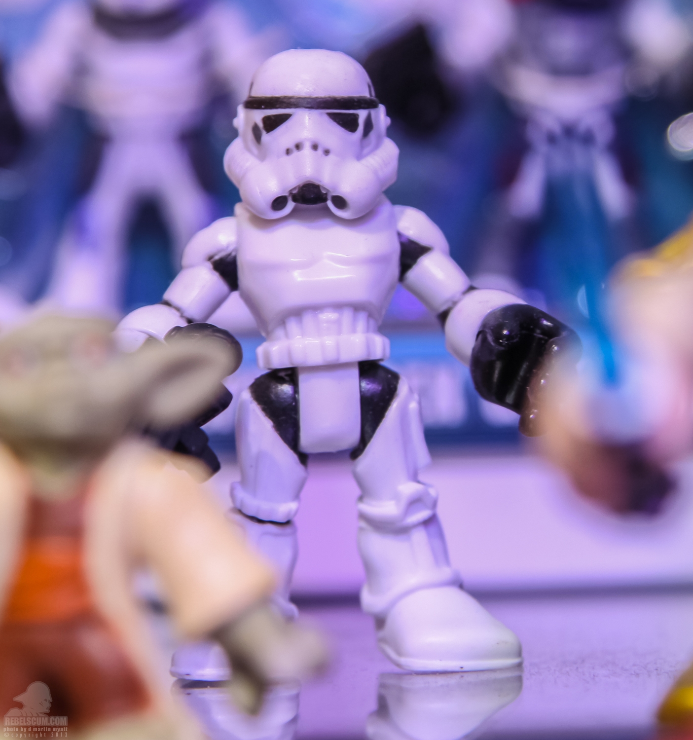 Hasbro_2013_International_Toy_Fair_Jedi_Force-09.jpg