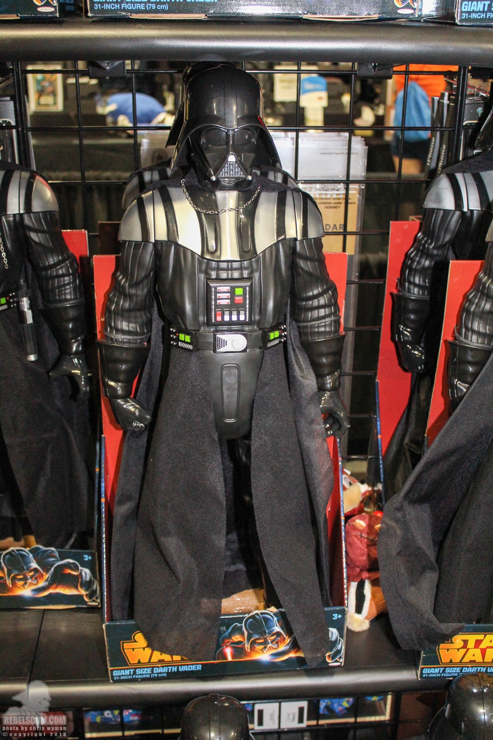 Star_Wars_Weekend_Darths_Mall_May_24_2013-067.jpg