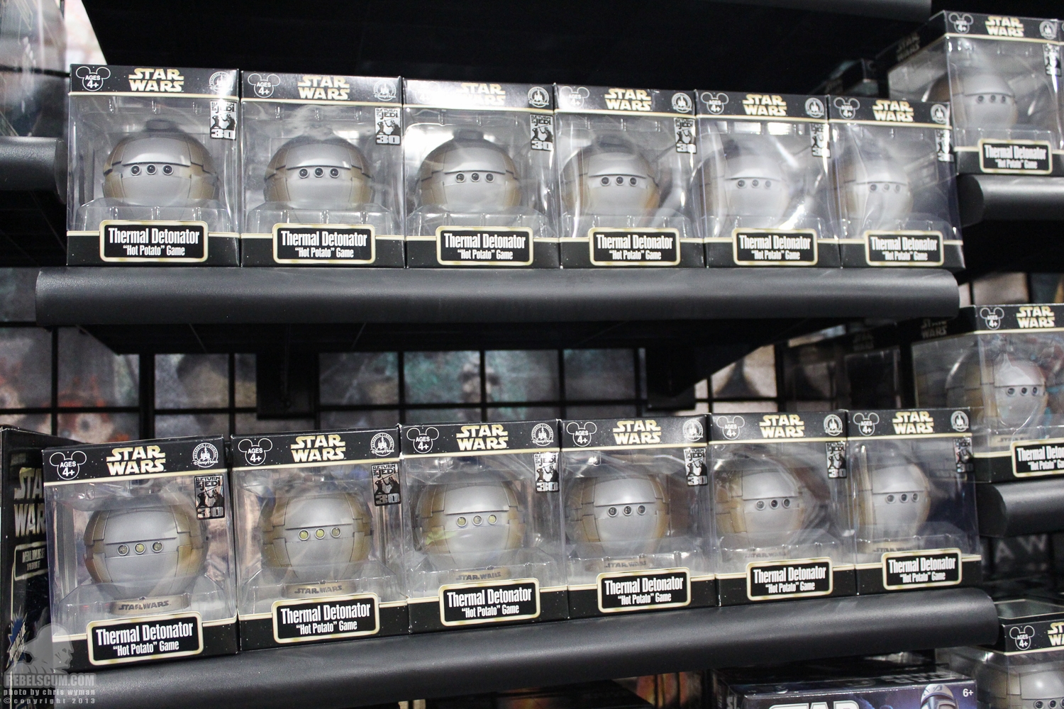 Star_Wars_Weekend_Darths_Mall_May_24_2013-072.jpg