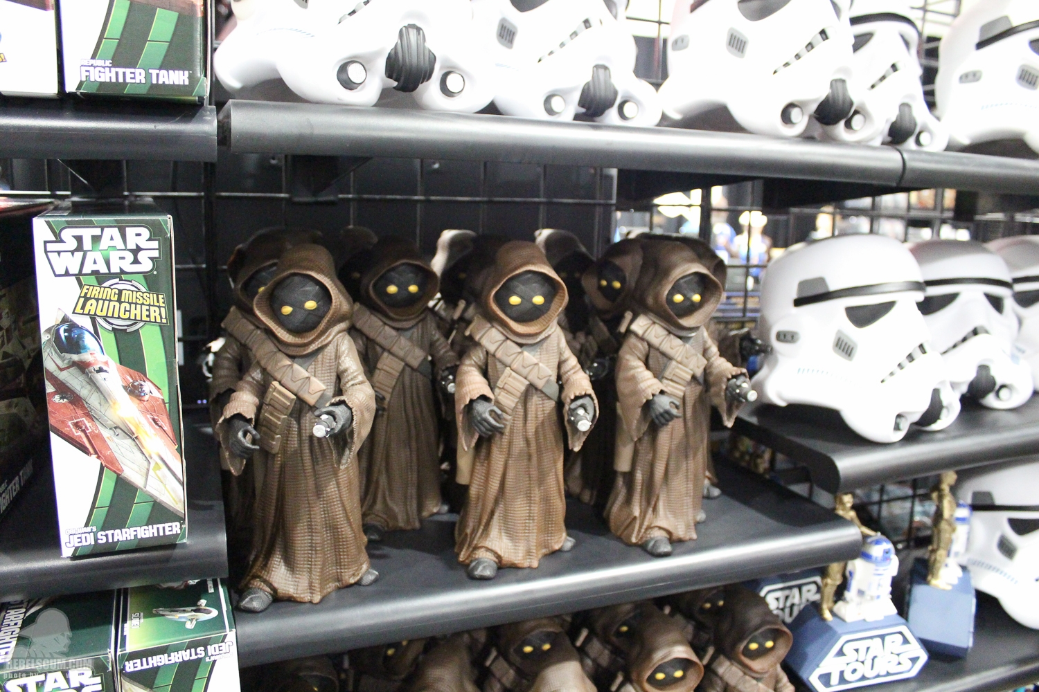 Star_Wars_Weekend_Darths_Mall_May_24_2013-074.jpg