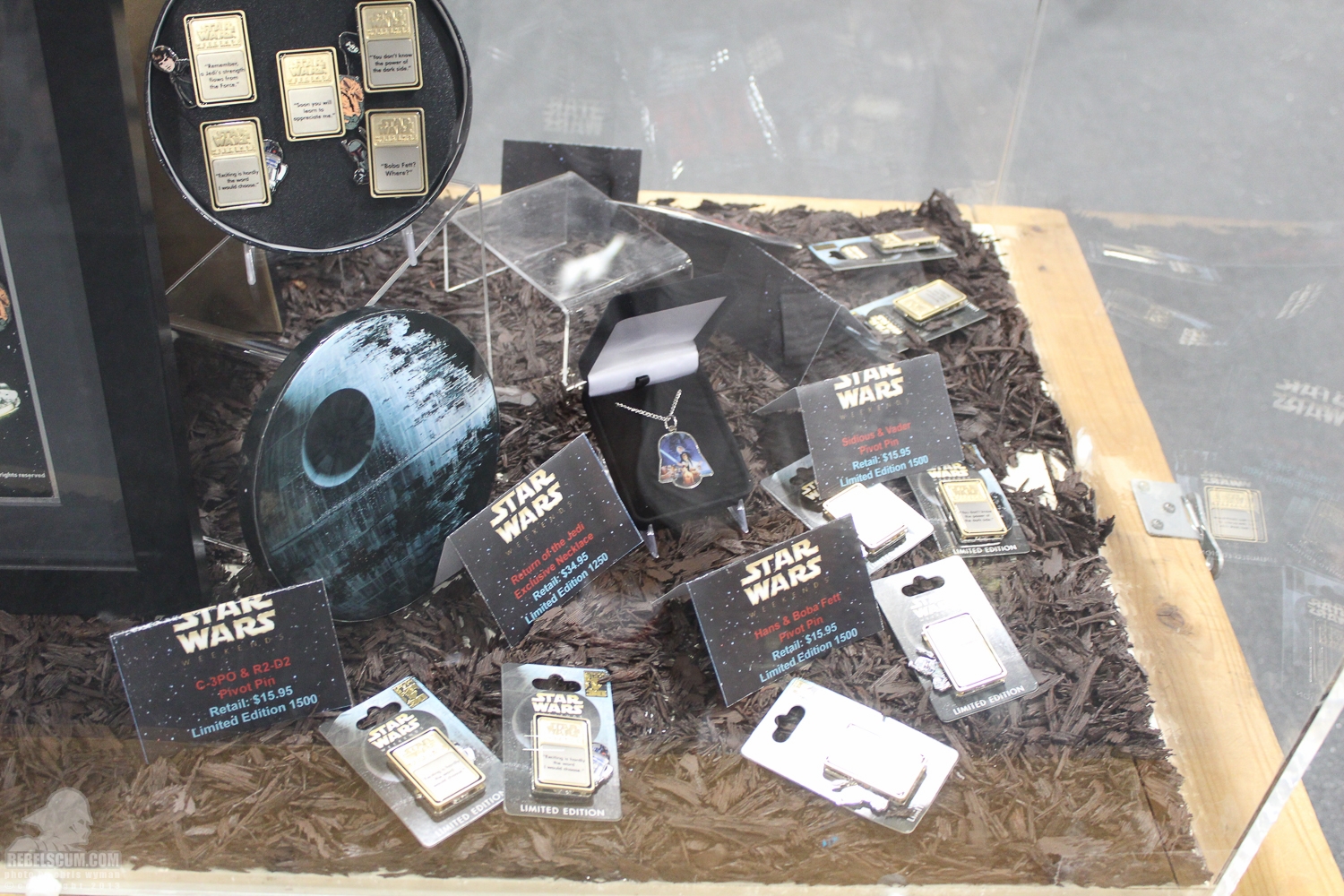 Star_Wars_Weekend_Darths_Mall_May_24_2013-087.jpg