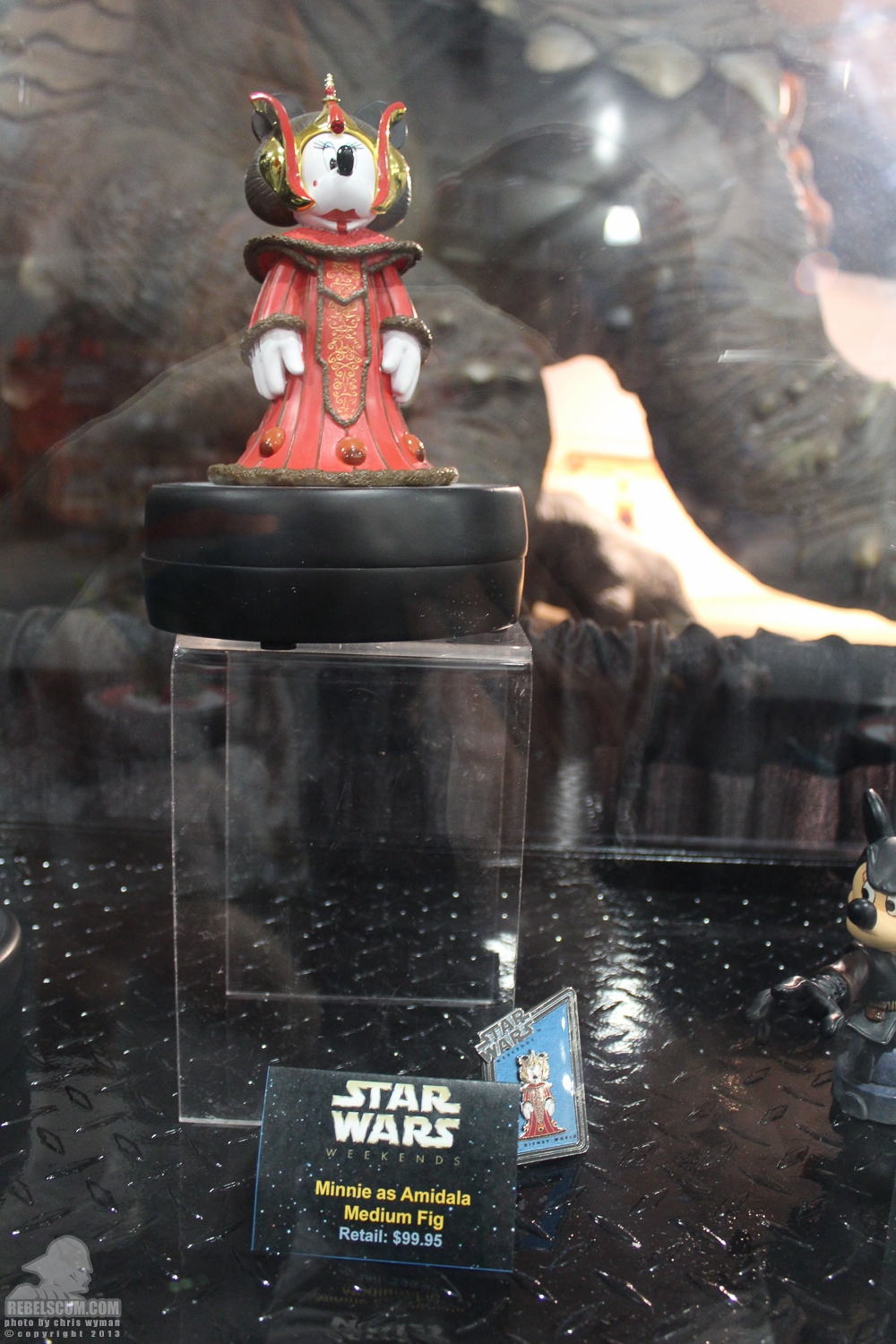 Star_Wars_Weekend_Darths_Mall_May_24_2013-095.jpg