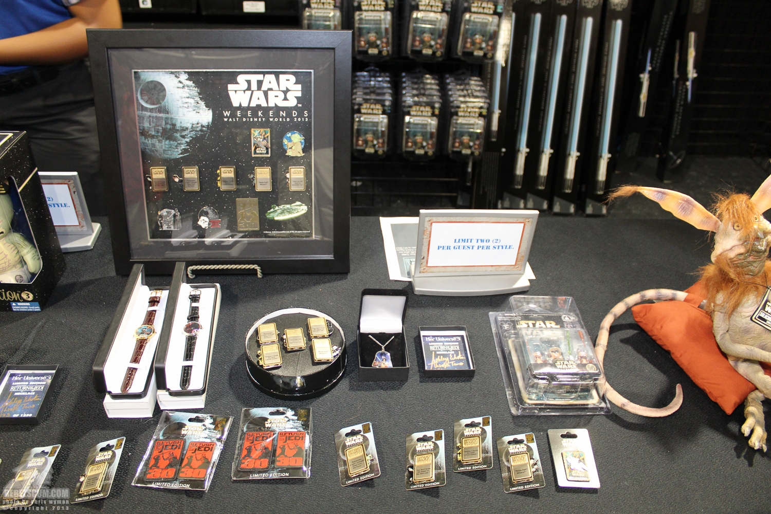 Star_Wars_Weekend_Darths_Mall_May_24_2013-146.jpg