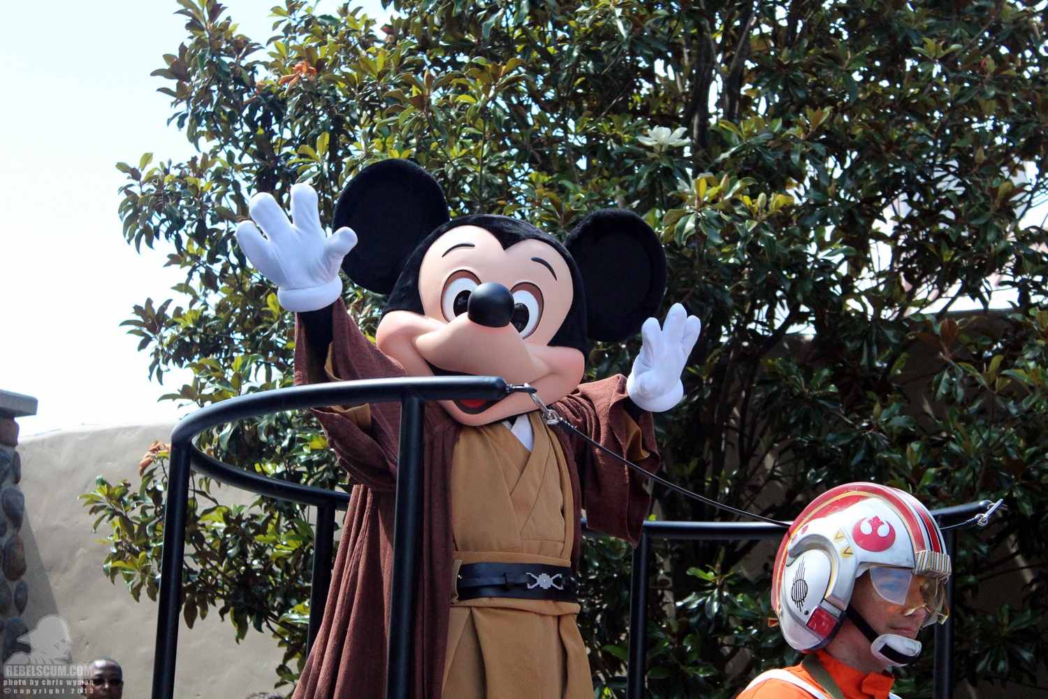 Star_Wars_Weekends_3_Parade-002.jpg