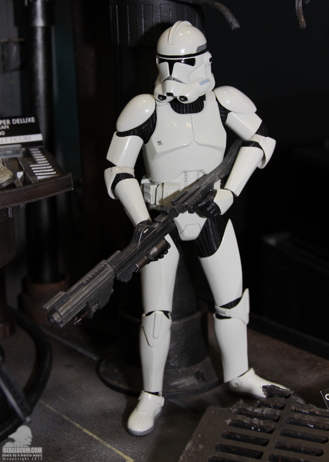 SDCC_2013_Sideshow_Collectibles_Star_Wars_Wed-058.jpg
