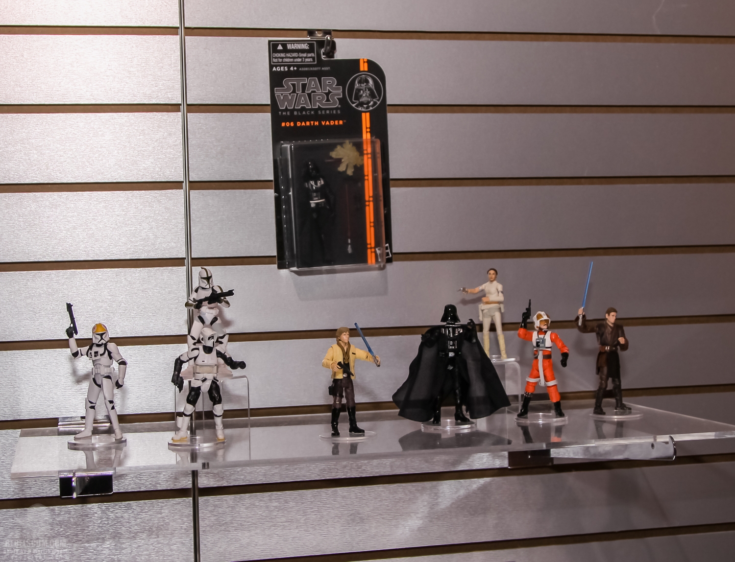 Hasbro_2013_International_Toy_Fair_Star_Wars-02.jpg