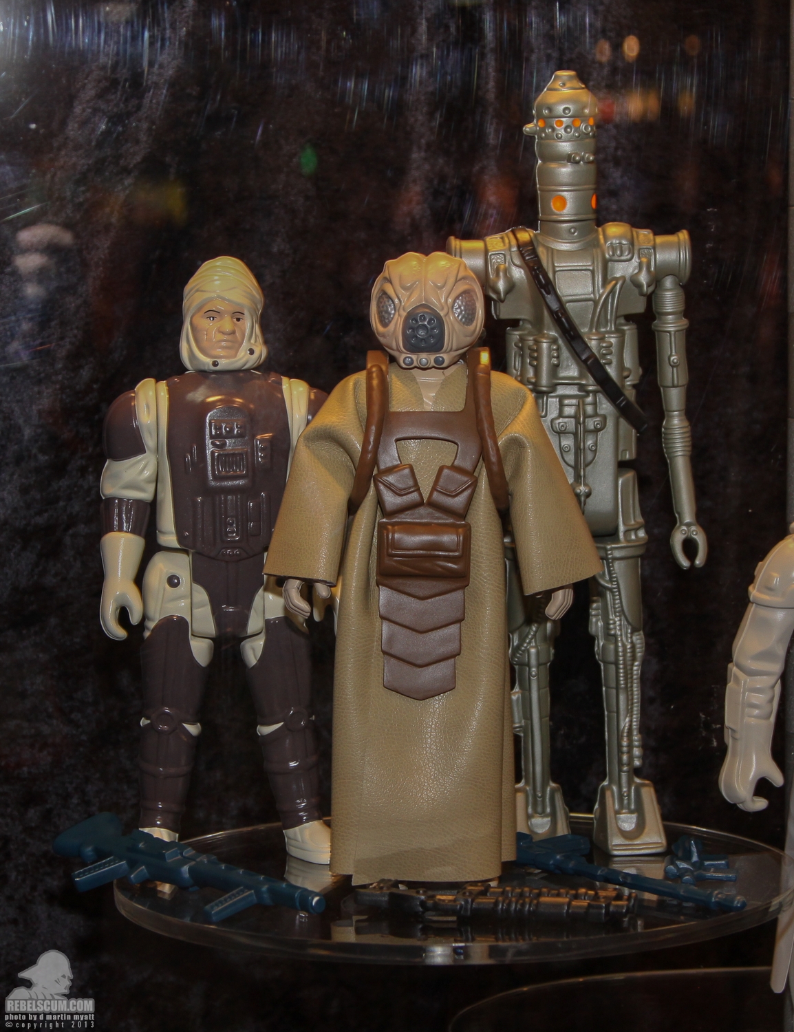 SDCC_2013_Gentle_Giant_Ltd_Star_Wars_Wed-002.jpg