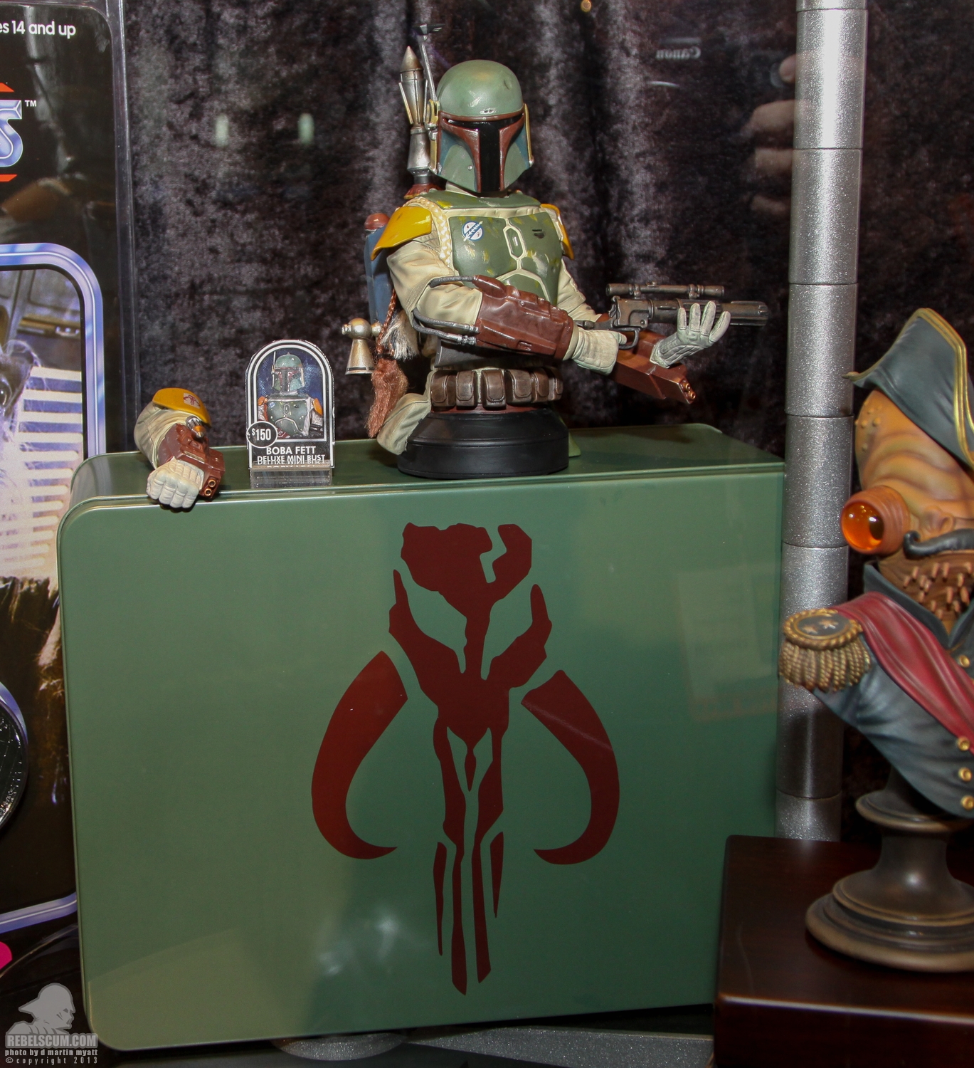 SDCC_2013_Gentle_Giant_Ltd_Star_Wars_Wed-041.jpg