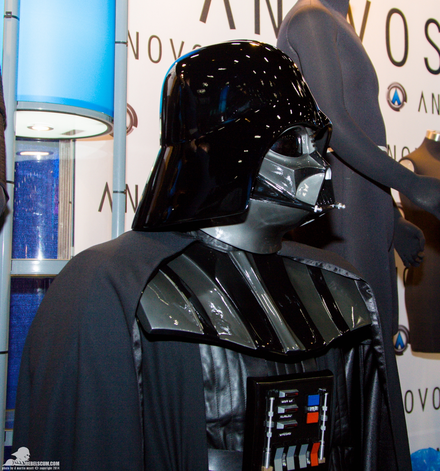 SDCC-2014-Anovos-Star-Wars-1-017.jpg