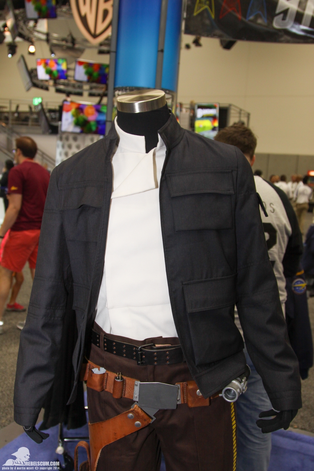 SDCC-2014-Anovos-Star-Wars-2-005.jpg