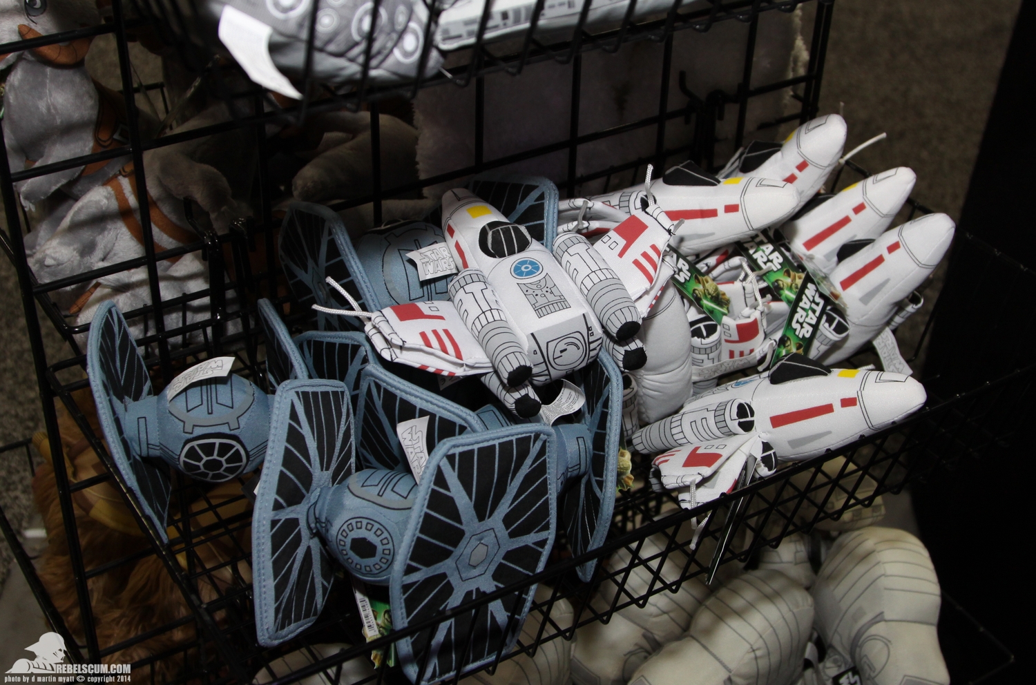 SDCC-2014-Comic-Images-Star-Wars-Pavilion-027.jpg