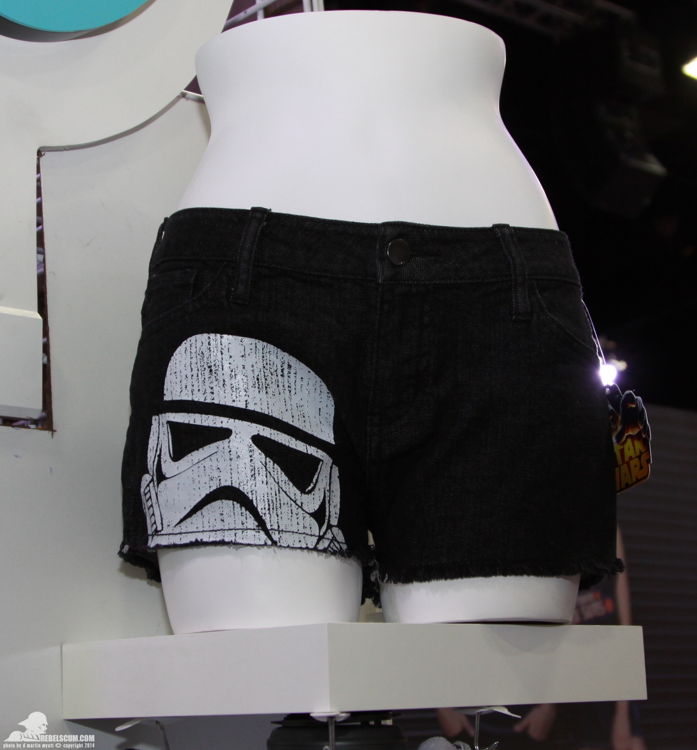 SDCC-2014-We-love-Fine-Star-Wars-Pavilion-011.jpg