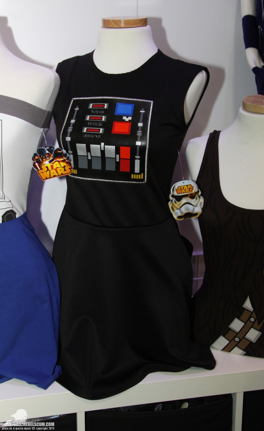 SDCC-2014-We-love-Fine-Star-Wars-Pavilion-018.jpg