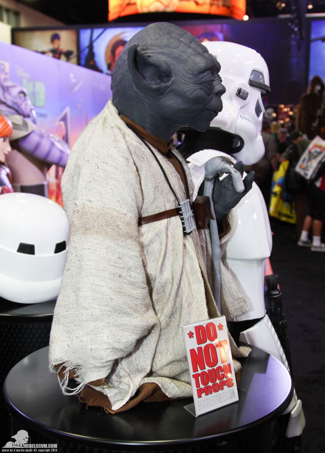 SDCC-2014-eFX-Collectibles-Star-Wars-Pavilion-003.jpg