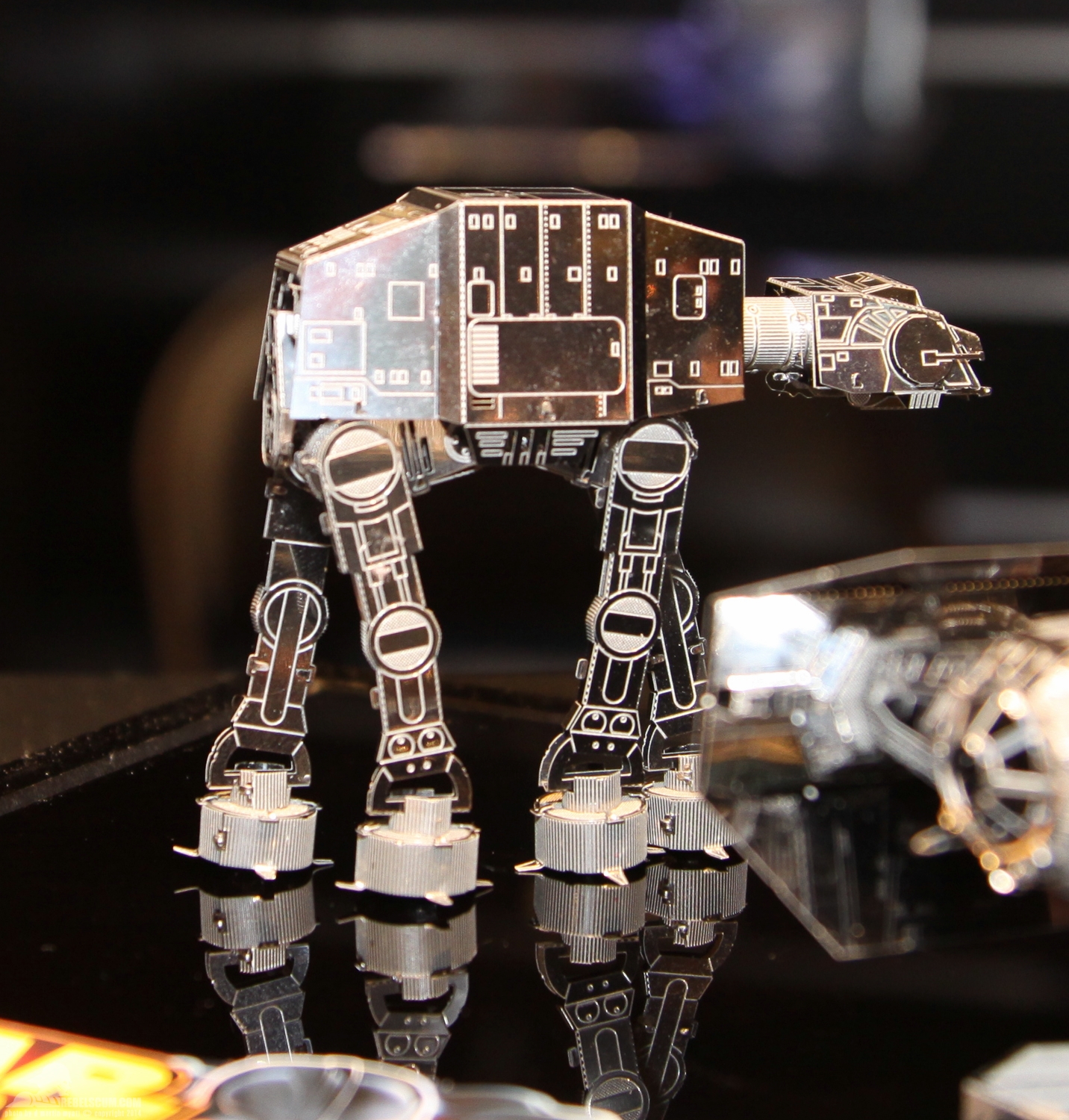 Toy-Fair-2014-Fascinations-Star-Wars-Metal-Puzzles-002.jpg