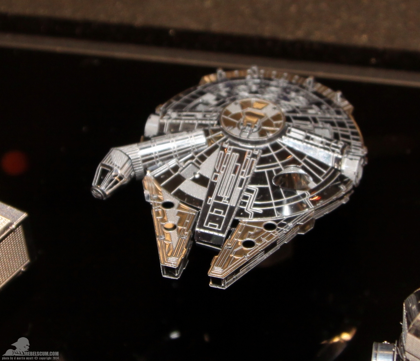 Toy-Fair-2014-Fascinations-Star-Wars-Metal-Puzzles-009.jpg