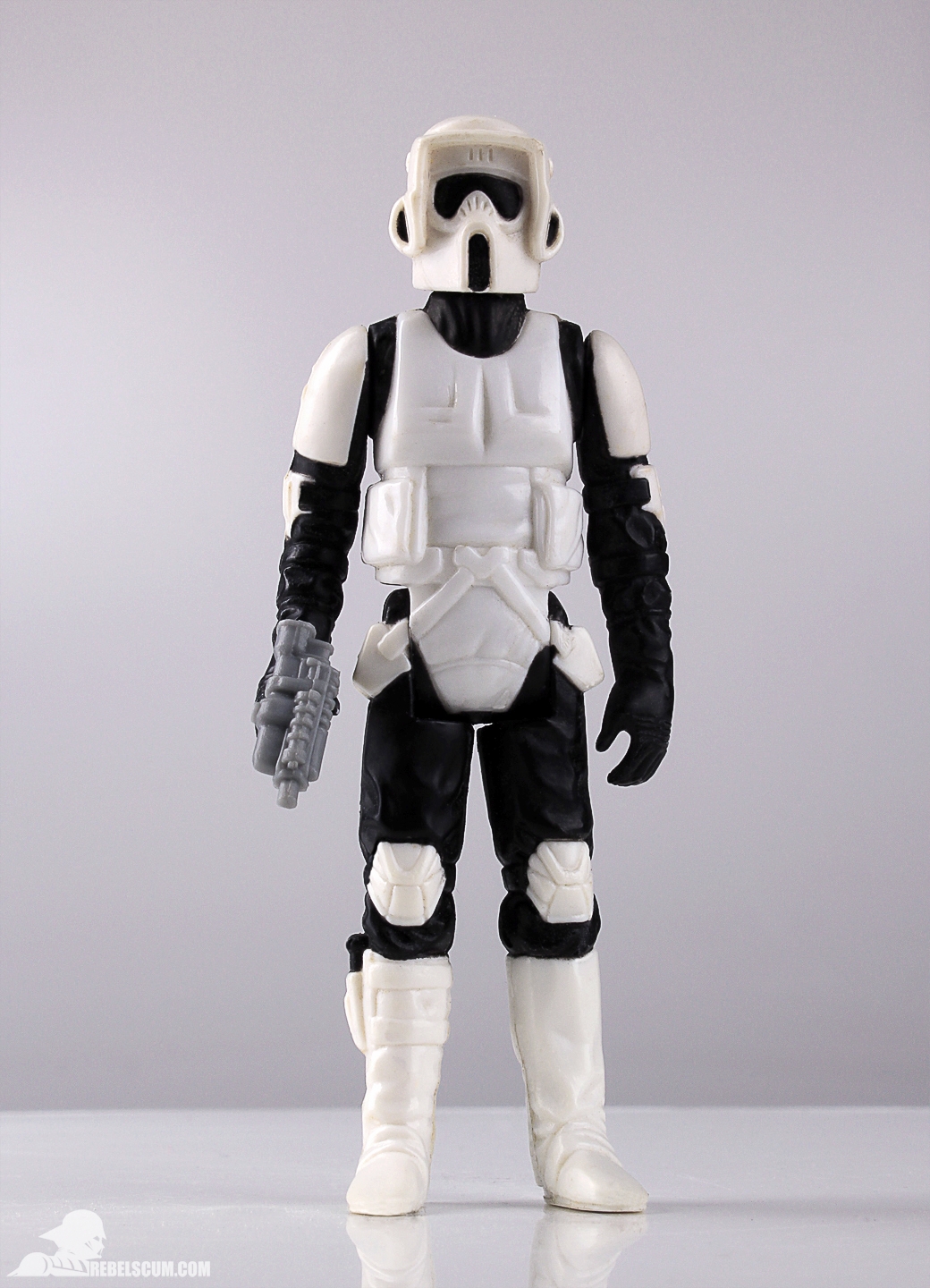 Gentle-Giant-May-2014-Biker-Scout-Jumbo-Kenner-001.jpg