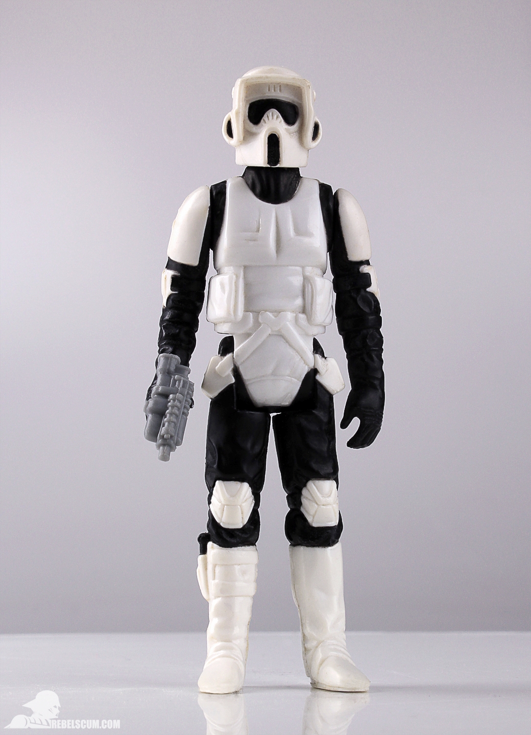 Gentle-Giant-May-2014-Biker-Scout-Jumbo-Kenner-001.jpg