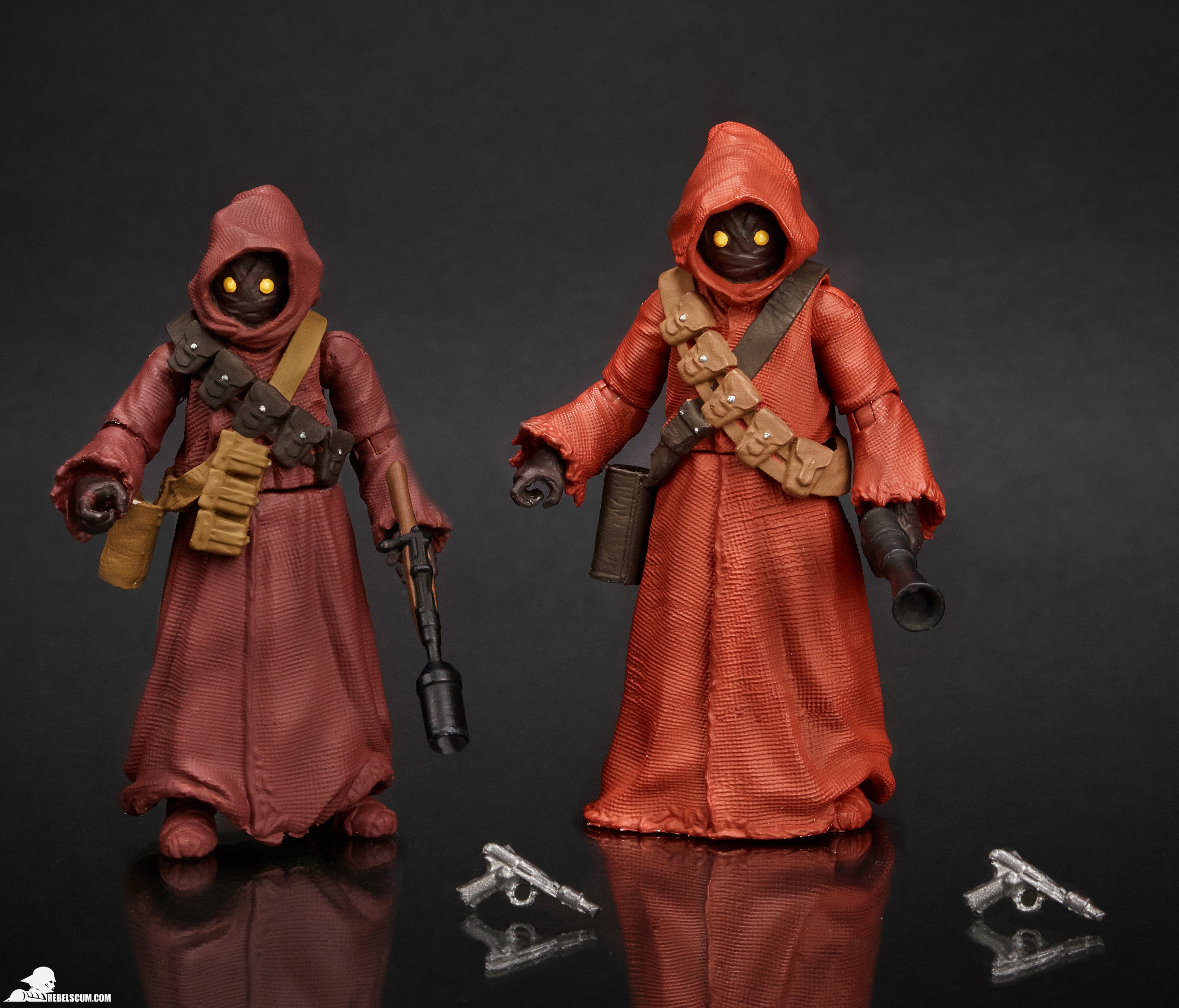 High-Resolution-Hasbro-Basic-B1761-Star-Wars-EPIV-Jawas.jpg