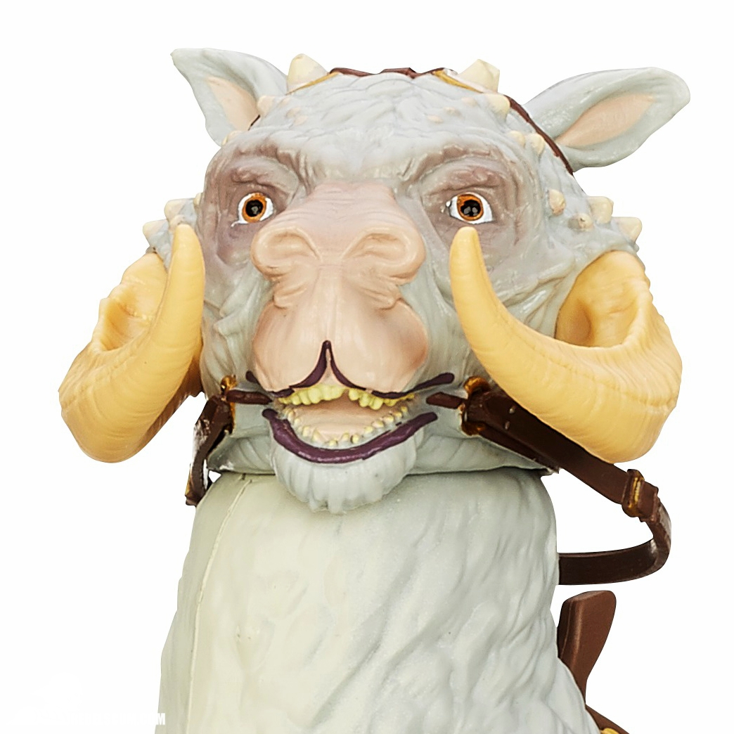 High-Resolution-Hasbro-Han-Solo-and-Tauntaun-04.jpg