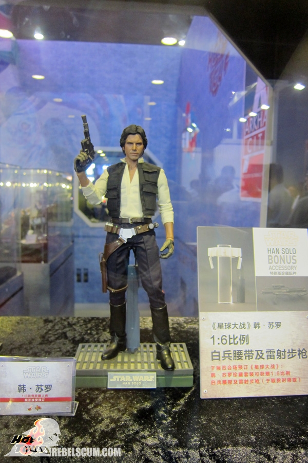 Hot-Toys-Star-Wars-MMS-Han-Solo-Chewbacca-China-CICF-Expo-001.jpg