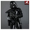 Hot-Toys-Star-Wars-Shadow-Trooper-Collectible-Figure-004.jpg