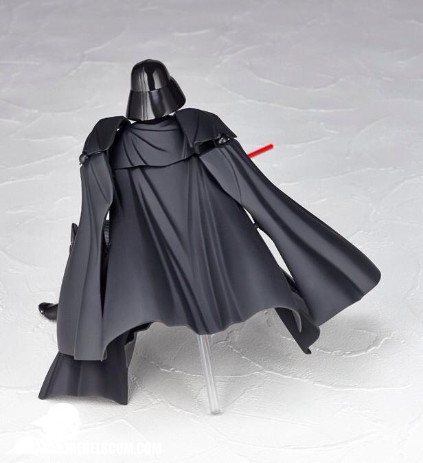 Revoltech-Darth-Vader-fully-painted-006.jpg