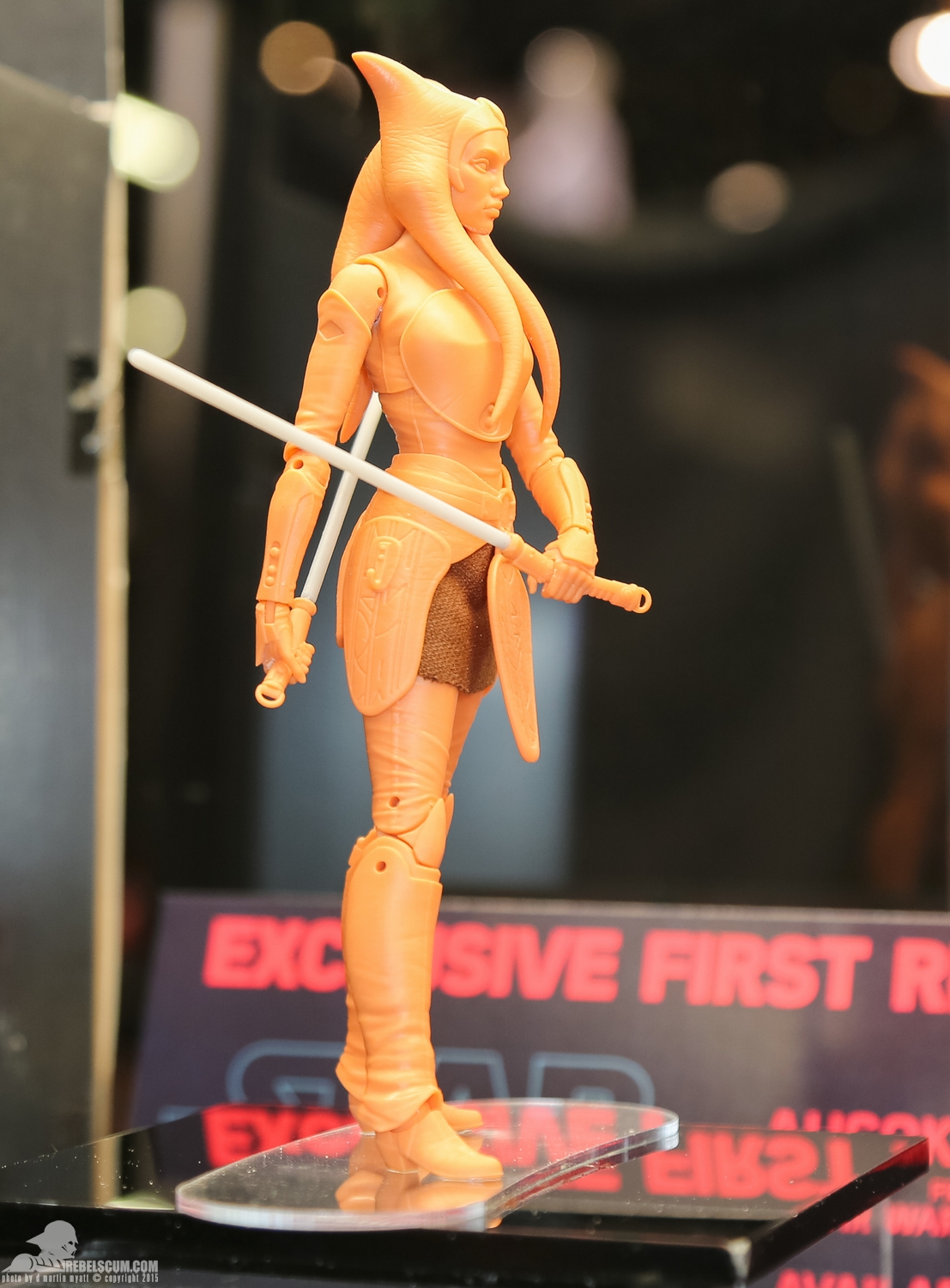 Celebration-Anaheim-2015-Hasbro-6-Inch-Ahsoka-Tano-002.jpg