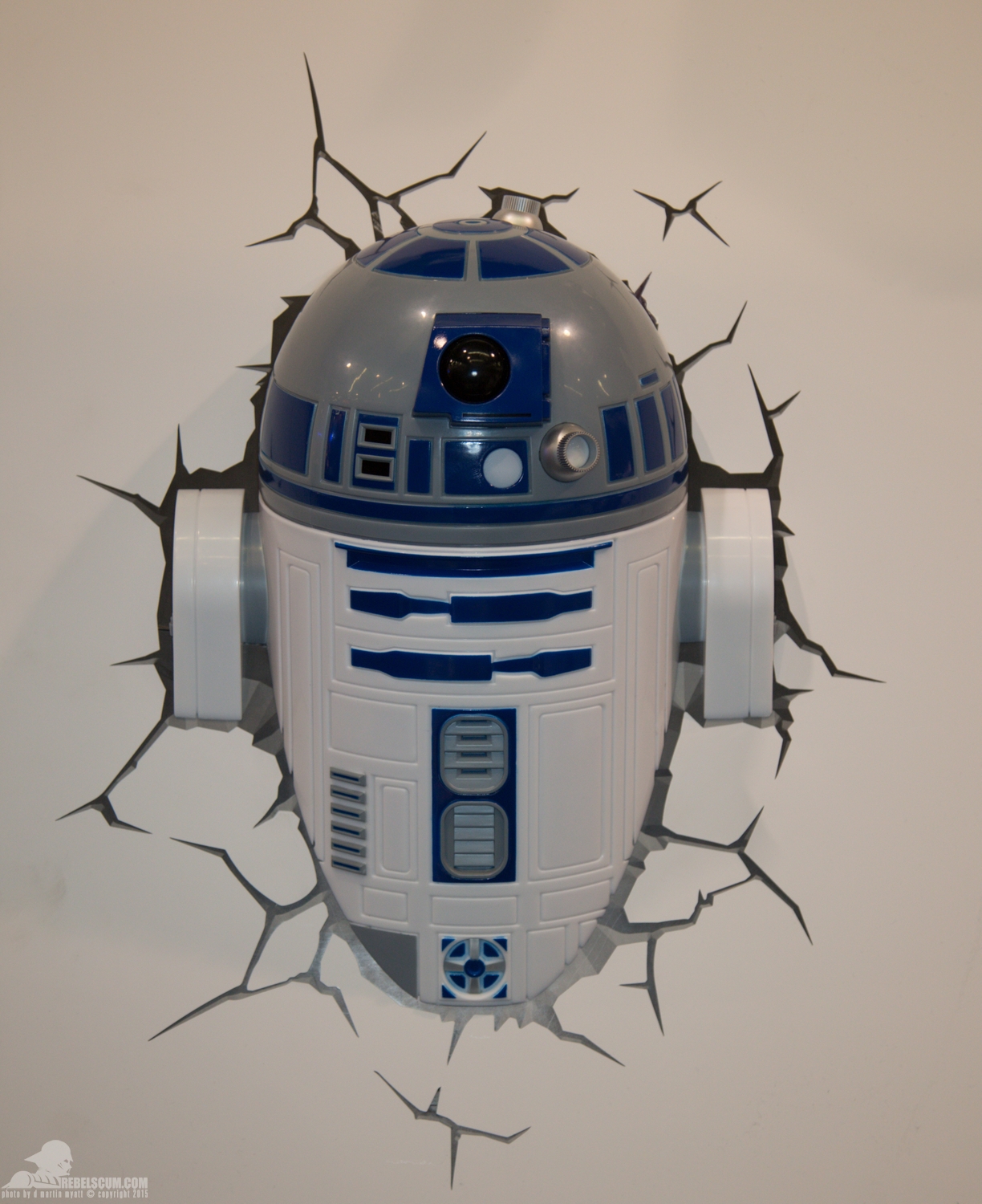 Star-Wars-Celebration-Anaheim-2015-3D-Lighting-Innovations-007.jpg