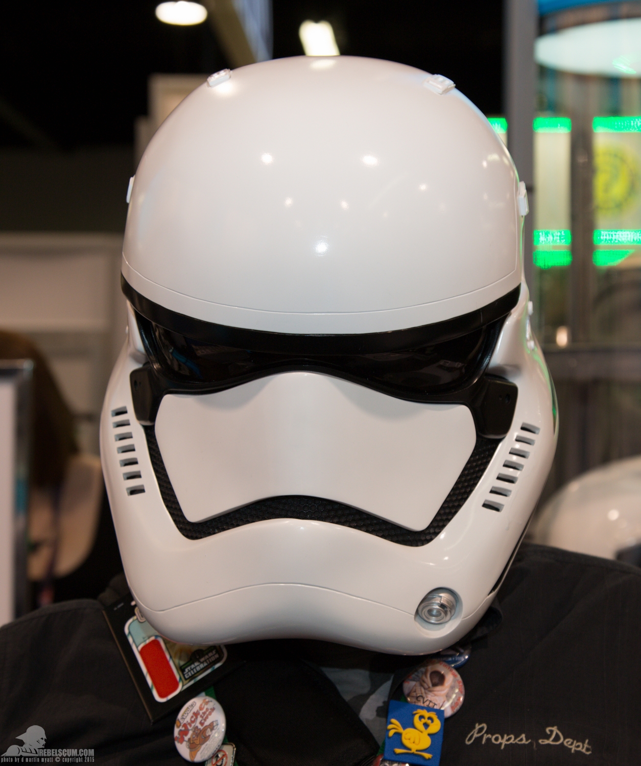 Star-Wars-Celebration-Anaheim-2015-ANOVOS-002.jpg