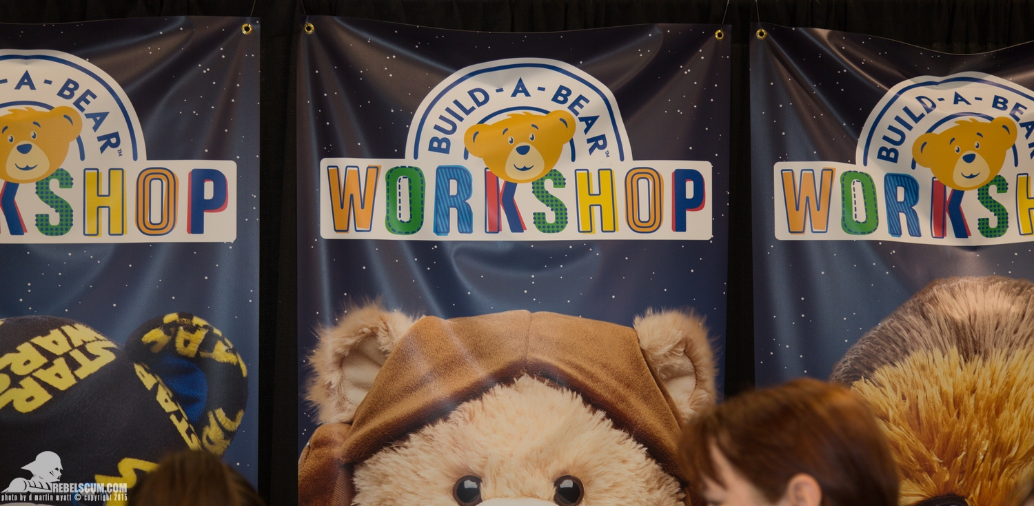 Star-Wars-Celebration-Anaheim-2015-Build-A-Bear-Workshop-002.jpg