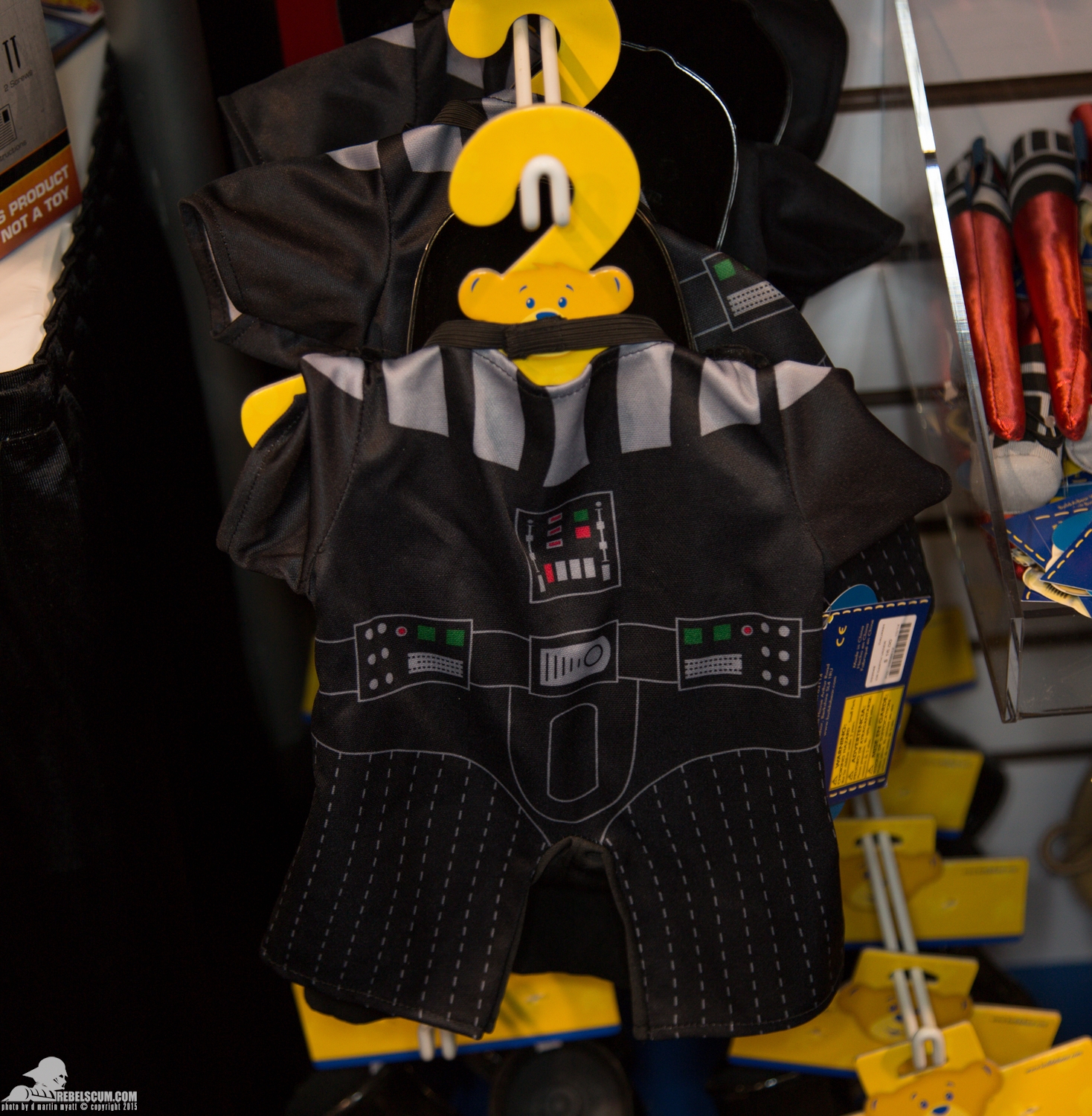 Star-Wars-Celebration-Anaheim-2015-Build-A-Bear-Workshop-007.jpg