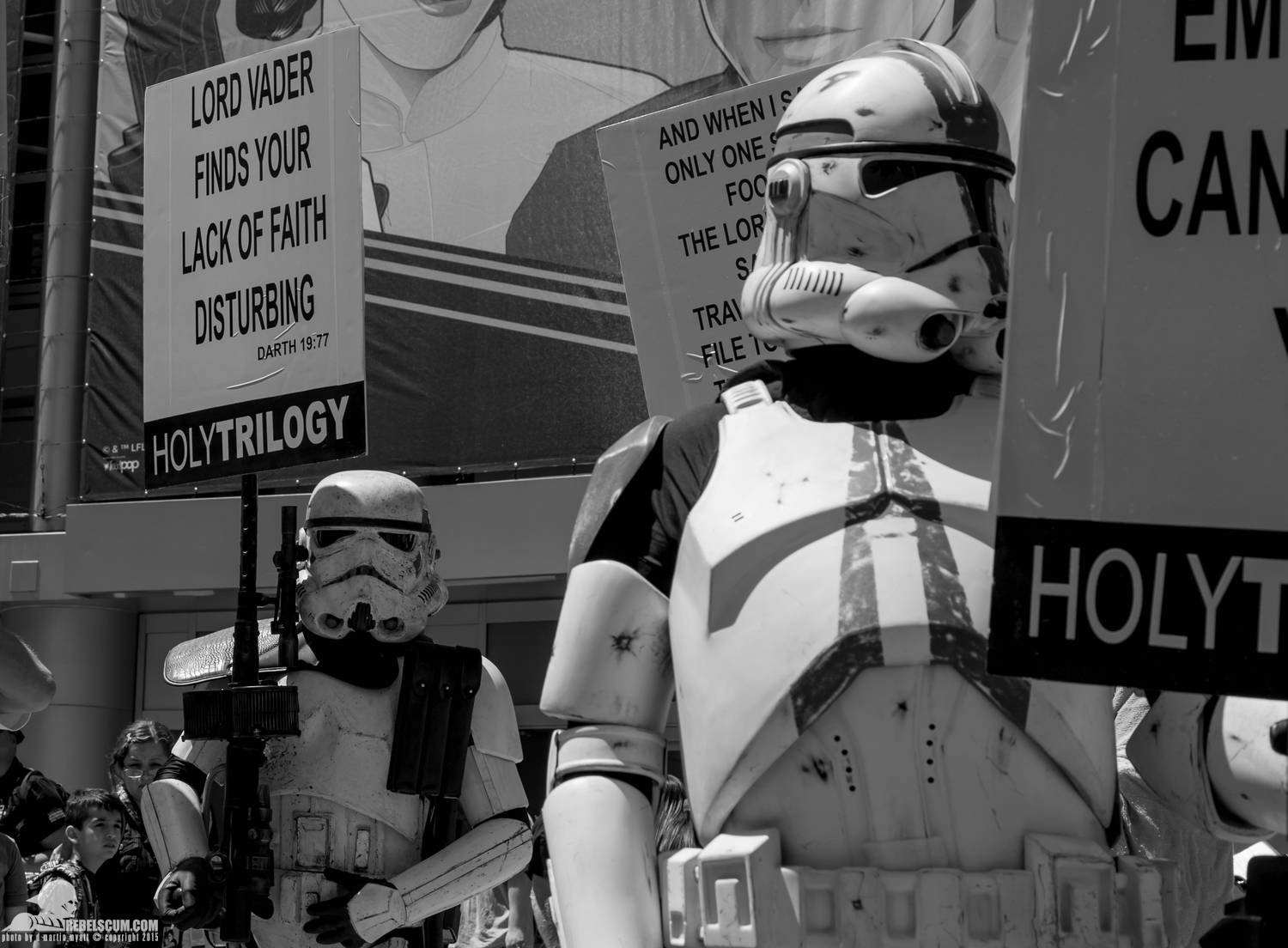 Star-Wars-Celebration-Anaheim-2015-Cosplay-costumes-033.jpg