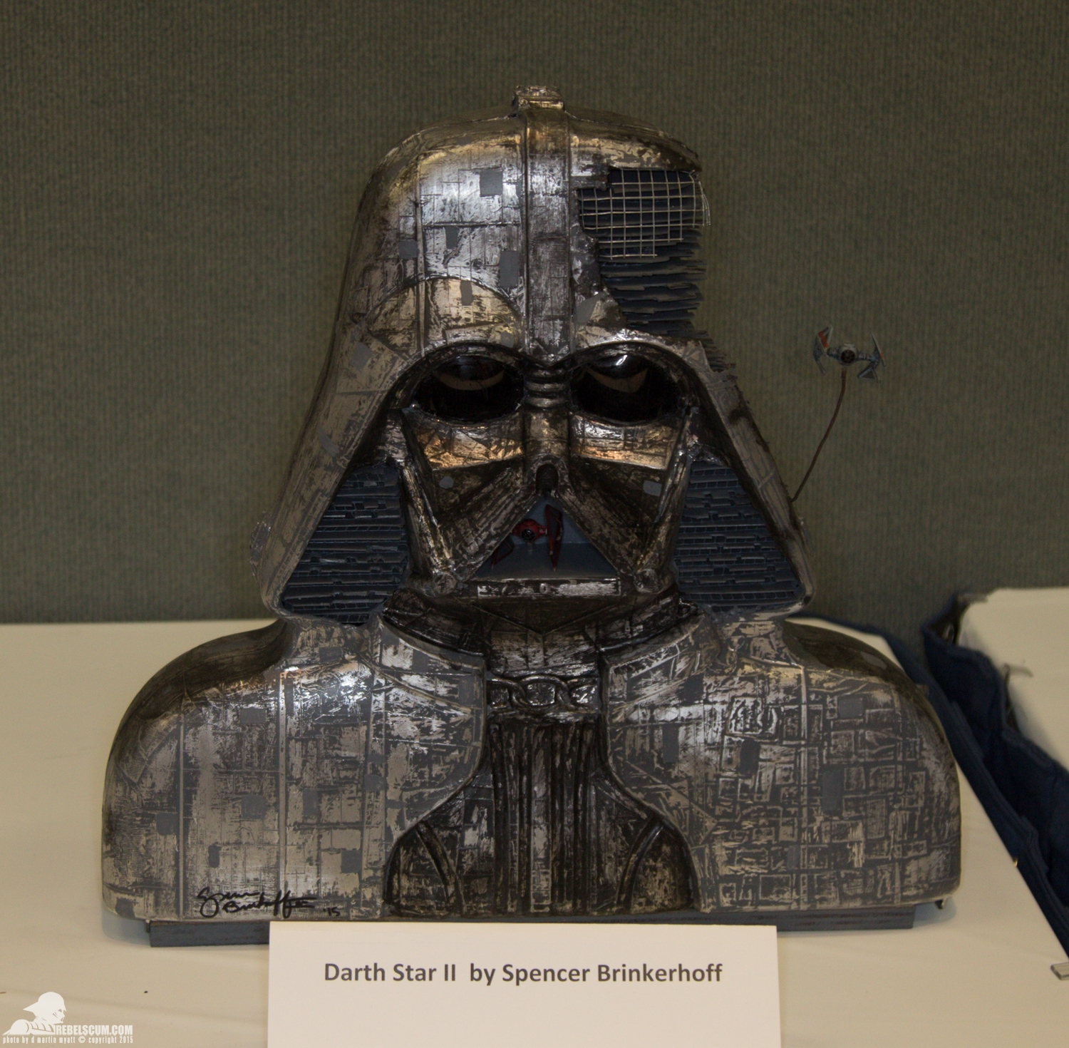 Star-Wars-Celebration-Anaheim-2015-Darth-Vader-Case-Project-017.jpg