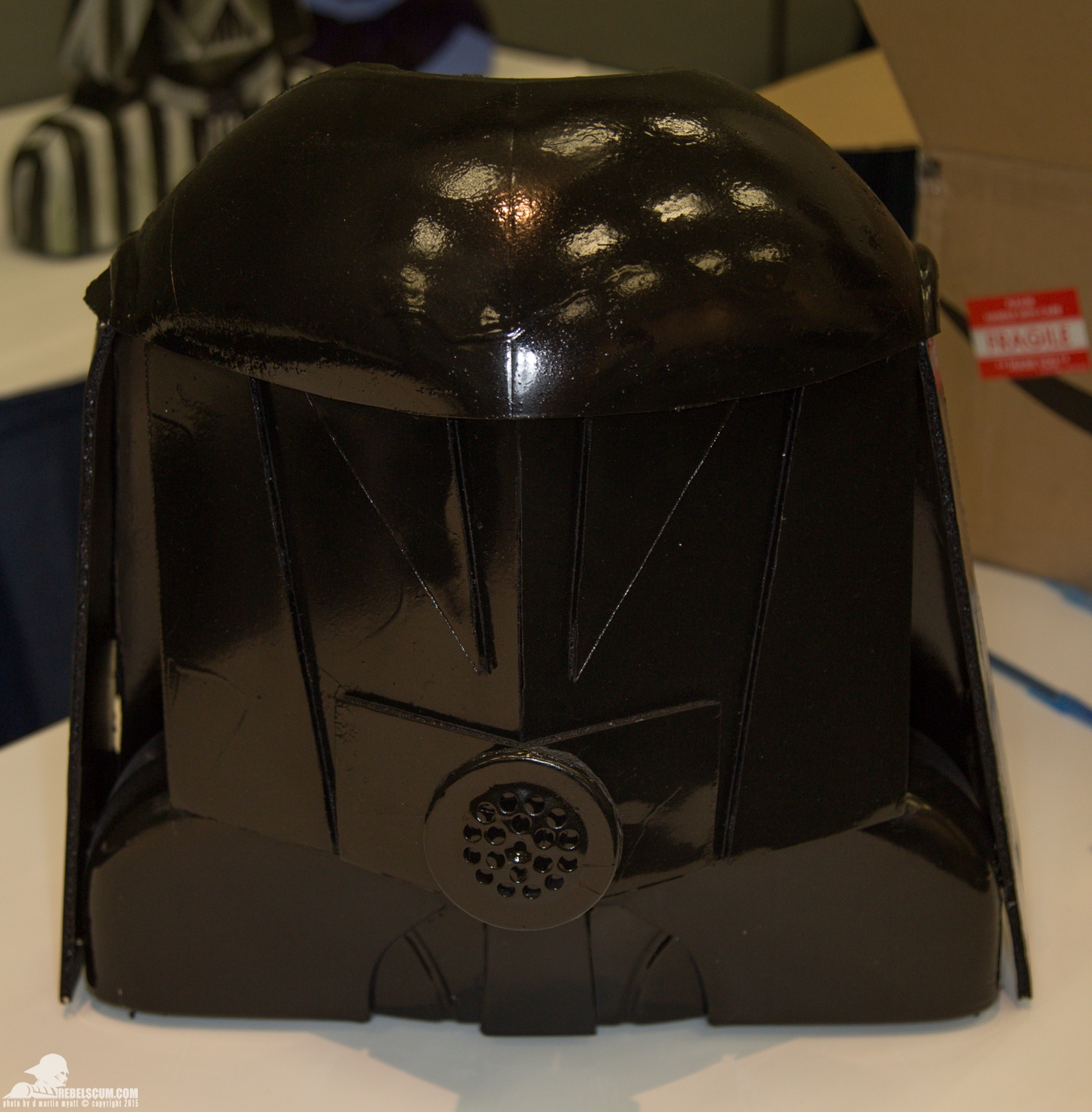 Star-Wars-Celebration-Anaheim-2015-Darth-Vader-Case-Project-021.jpg