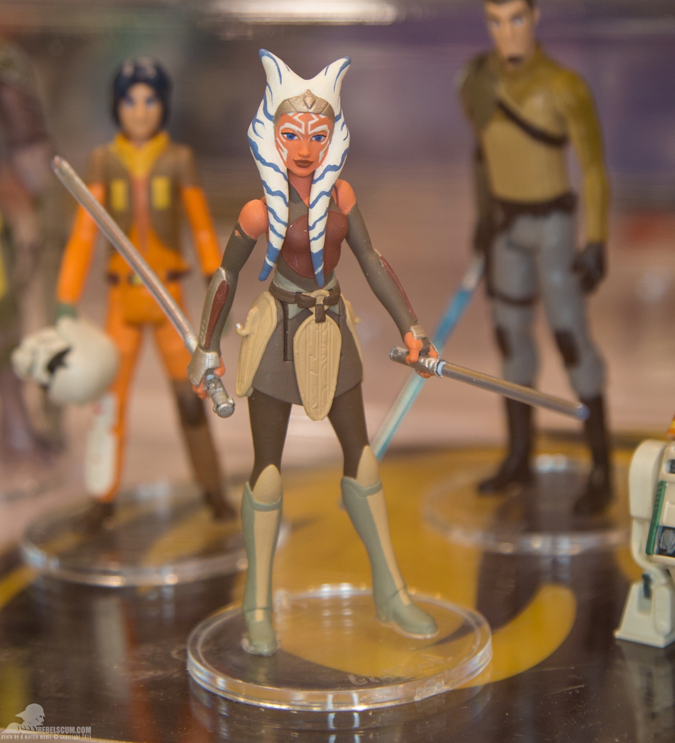 Star-Wars-Celebration-Anaheim-2015-Hasbro-Rebels-Ahsoka-Vader-004.jpg