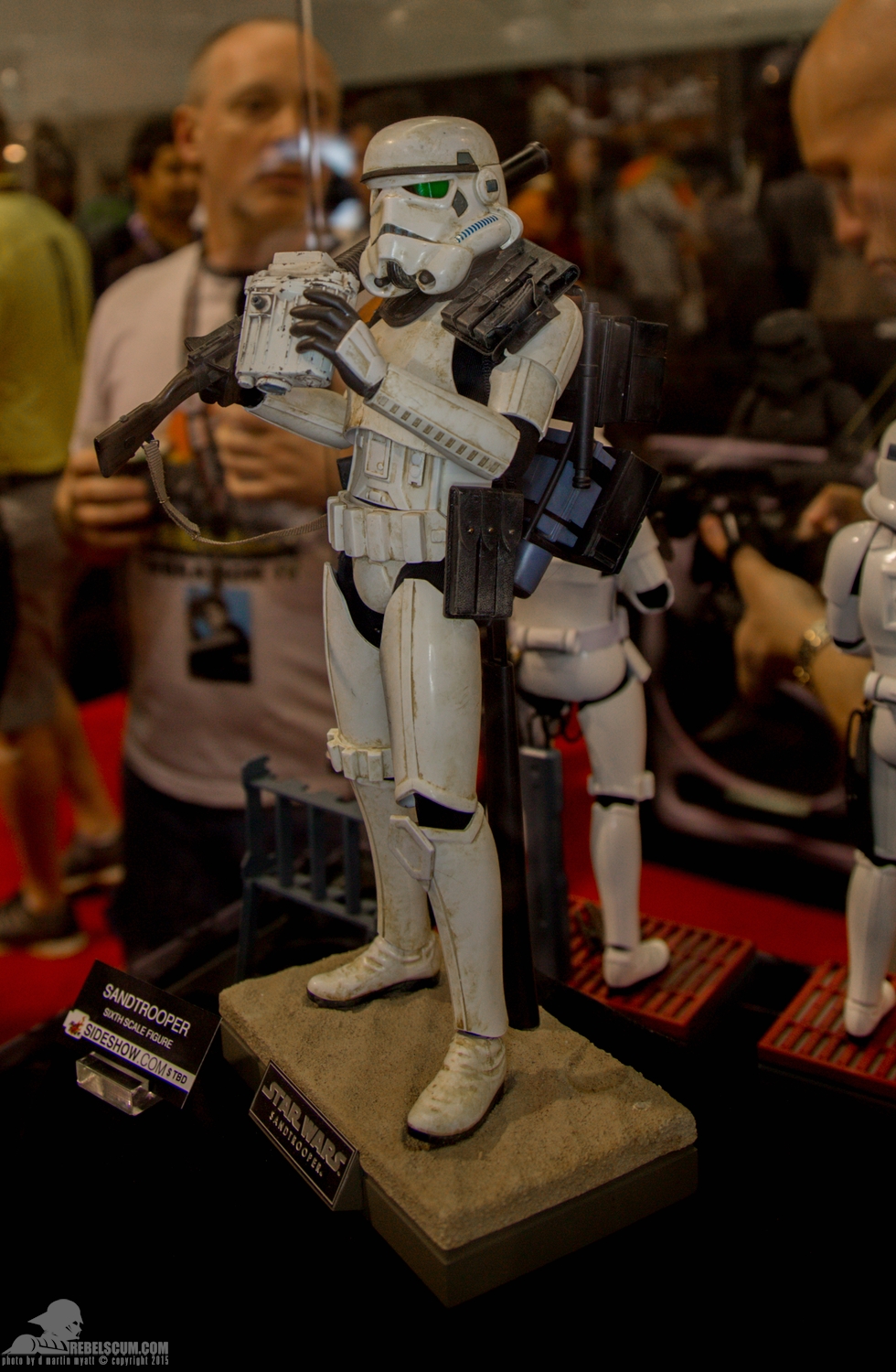 Star-Wars-Celebration-Anaheim-2015-Hot-Toys-032.jpg