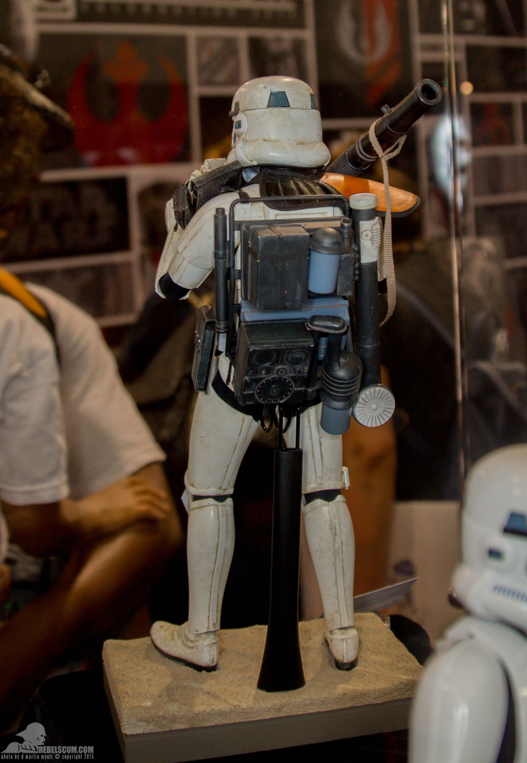 Star-Wars-Celebration-Anaheim-2015-Hot-Toys-038.jpg