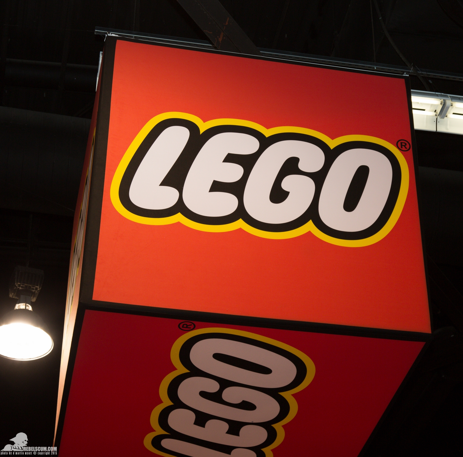 Star-Wars-Celebration-Anaheim-2015-LEGO-001.jpg