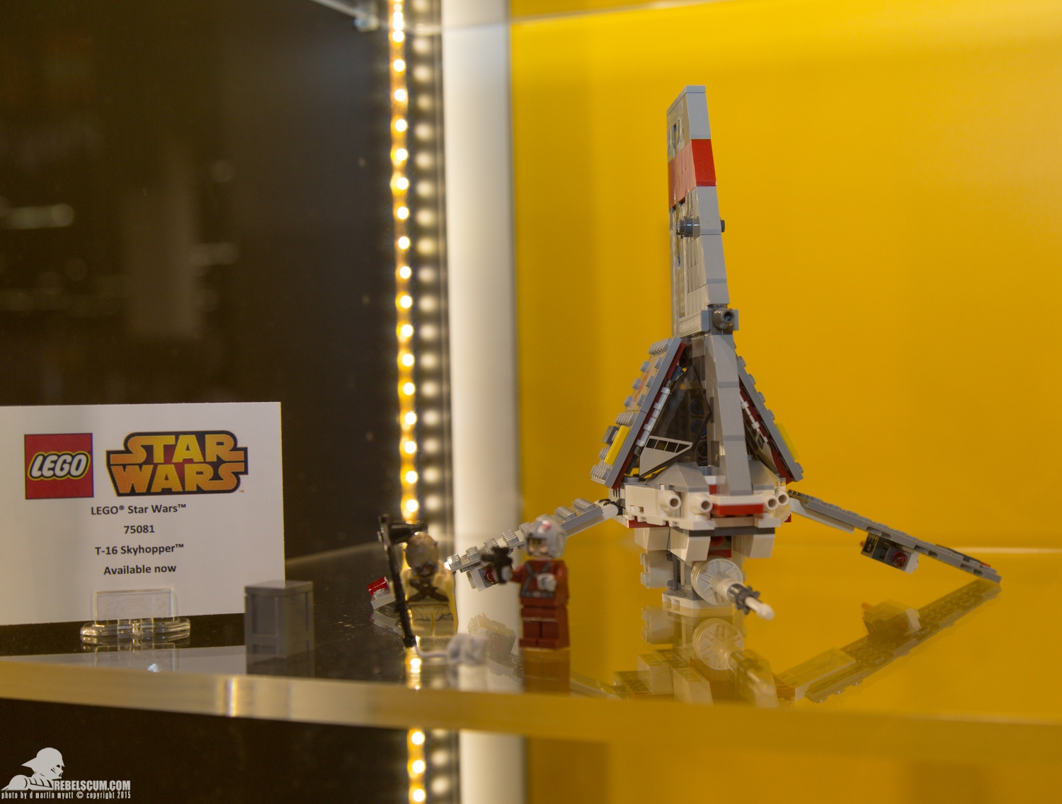 Star-Wars-Celebration-Anaheim-2015-LEGO-048.jpg
