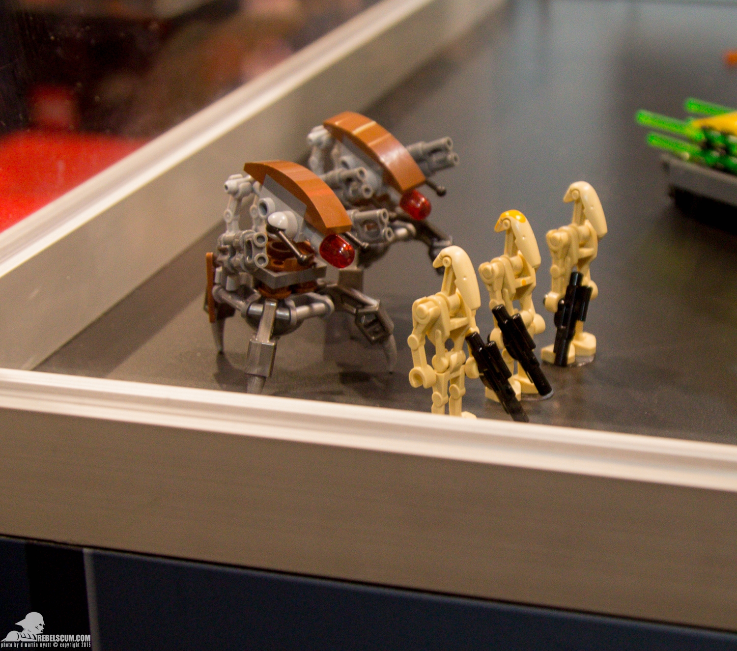 Star-Wars-Celebration-Anaheim-2015-LEGO-057.jpg
