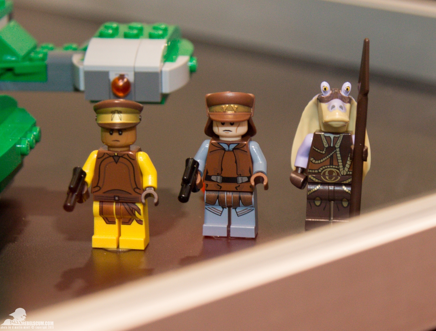 Star-Wars-Celebration-Anaheim-2015-LEGO-061.jpg