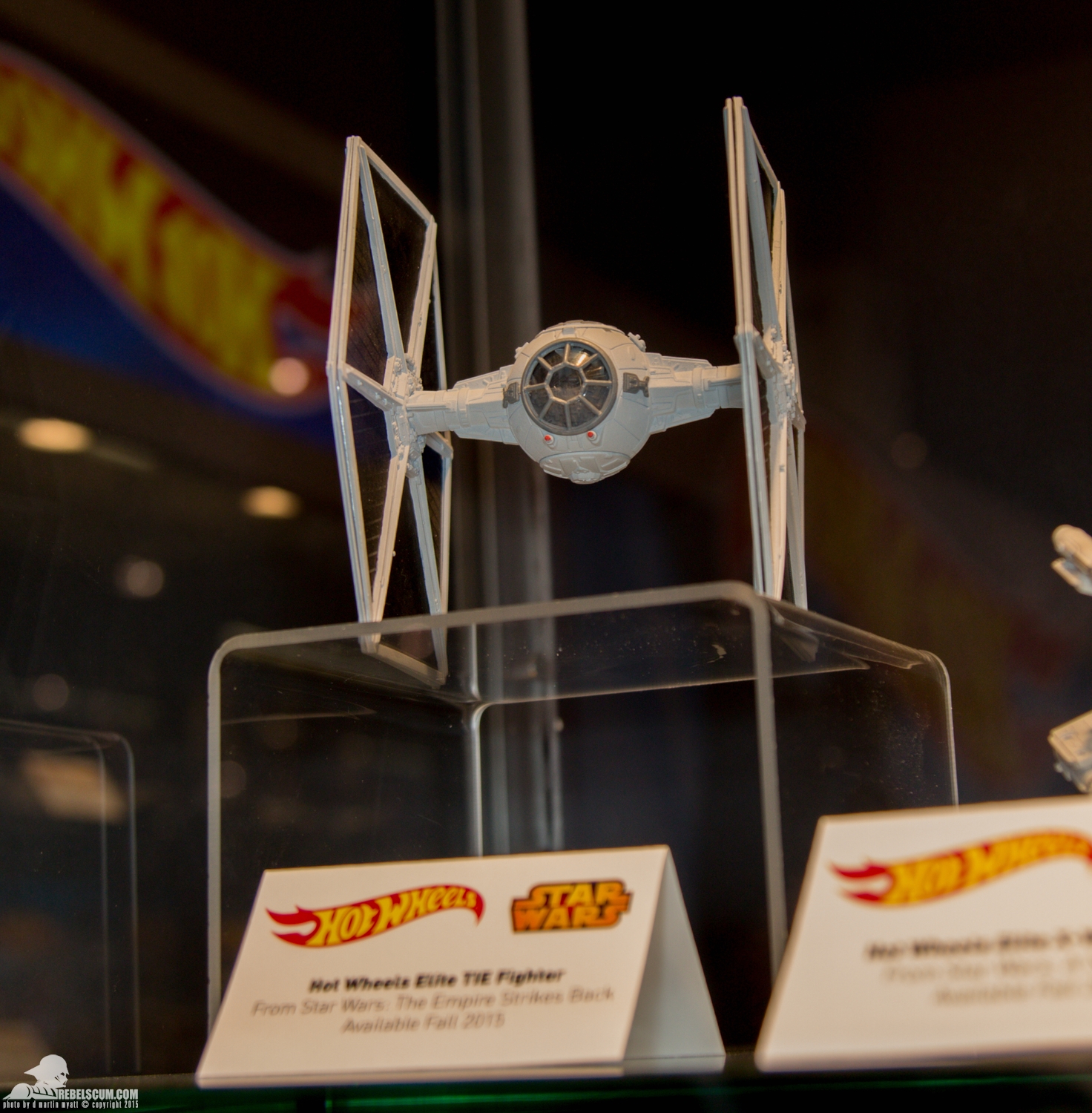 Star-Wars-Celebration-Anaheim-2015-Mattel-Hot-Wheels-024.jpg