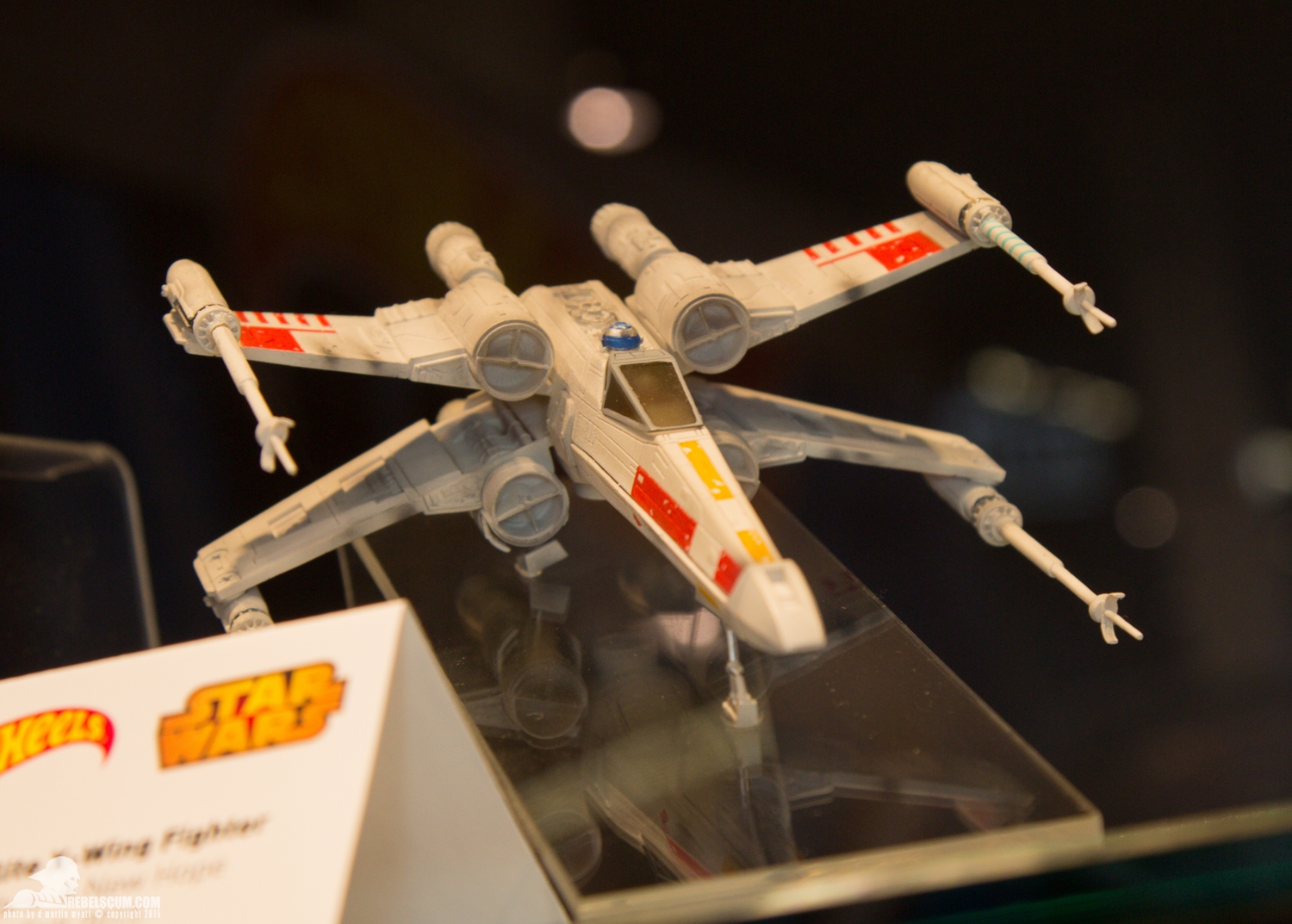 Star-Wars-Celebration-Anaheim-2015-Mattel-Hot-Wheels-027.jpg