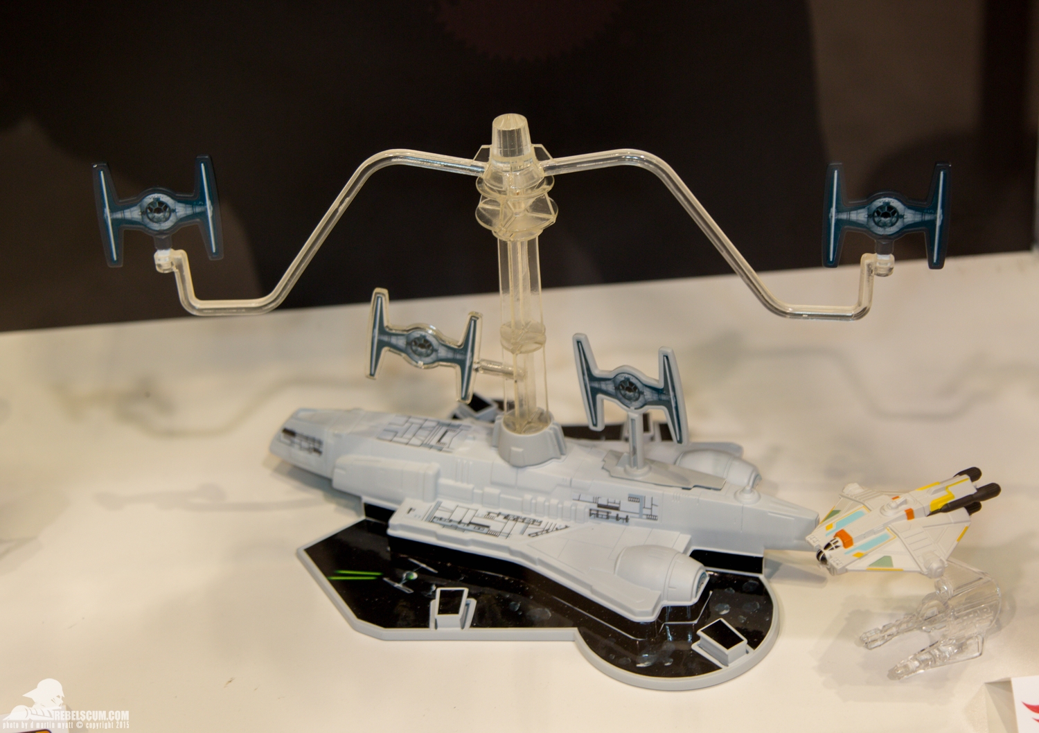 Star-Wars-Celebration-Anaheim-2015-Mattel-Hot-Wheels-050.jpg