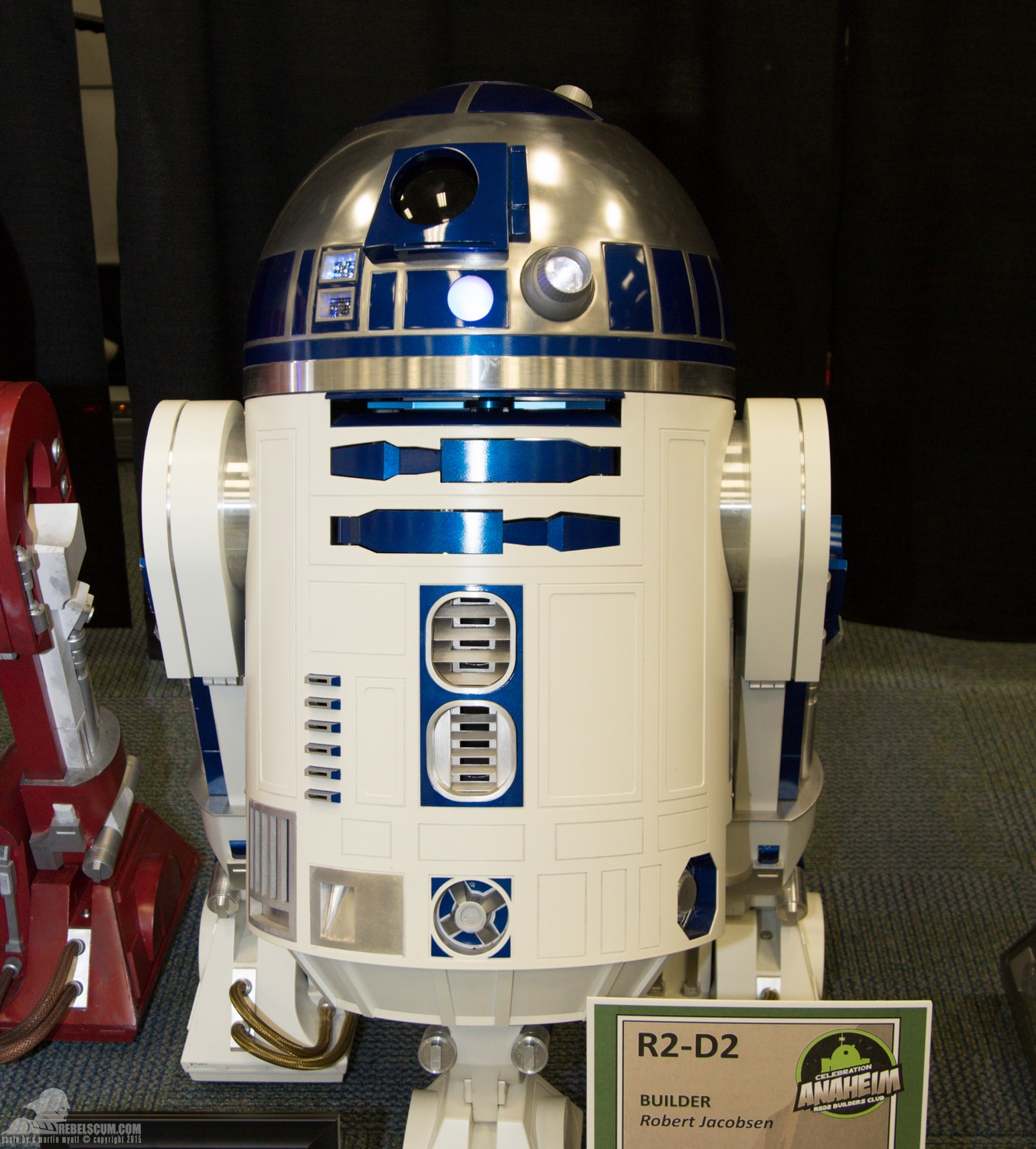 Star-Wars-Celebration-Anaheim-2015-R2-Builders-044.jpg